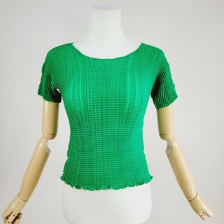 PLEATS PLEASE ISSEY MIYAKE（Tシャツ/カットソー(半袖/袖なし)）の