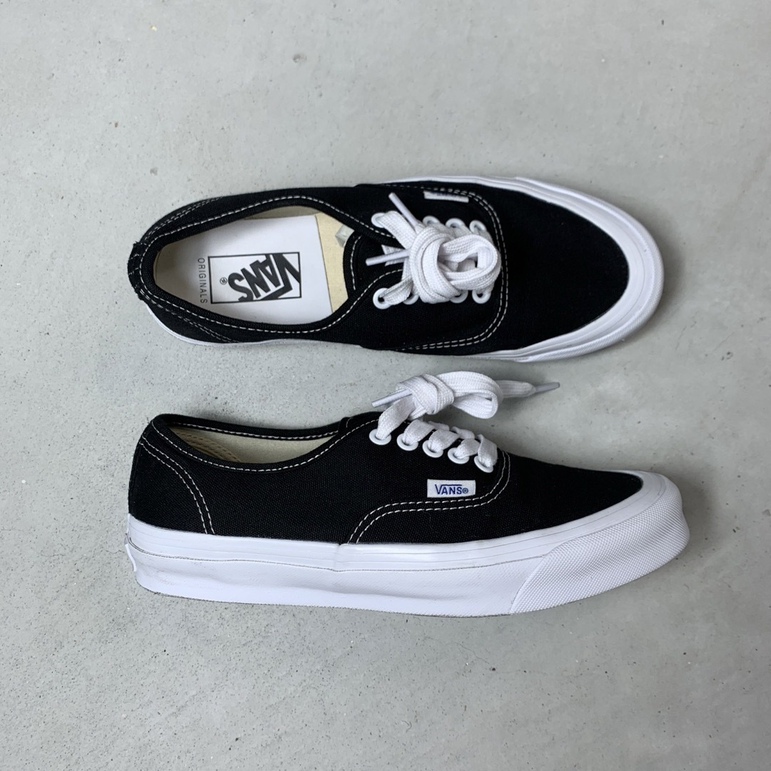VANS VAULT - VANS VAULT authentic lx ブラック オーセンティック 黒