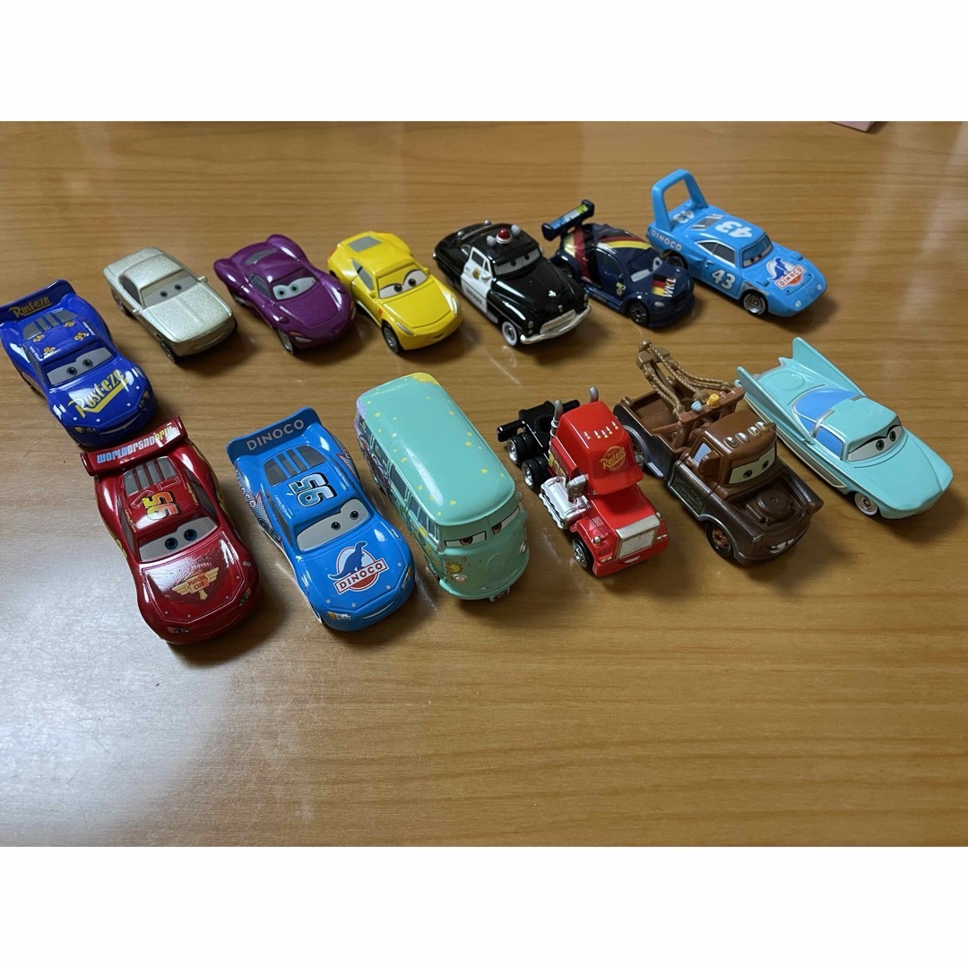 カーズ・トミカシリーズ - カーズ トミカ 13点セットの通販 by ひよこ