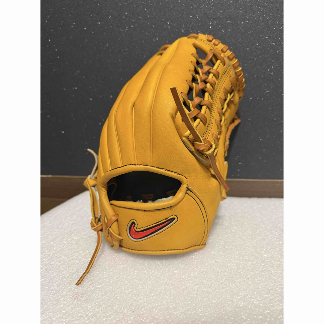 NIKE - ☆屋外未使用☆ NIKE ナイキ 一般軟式 内野手用 良型 小指2本