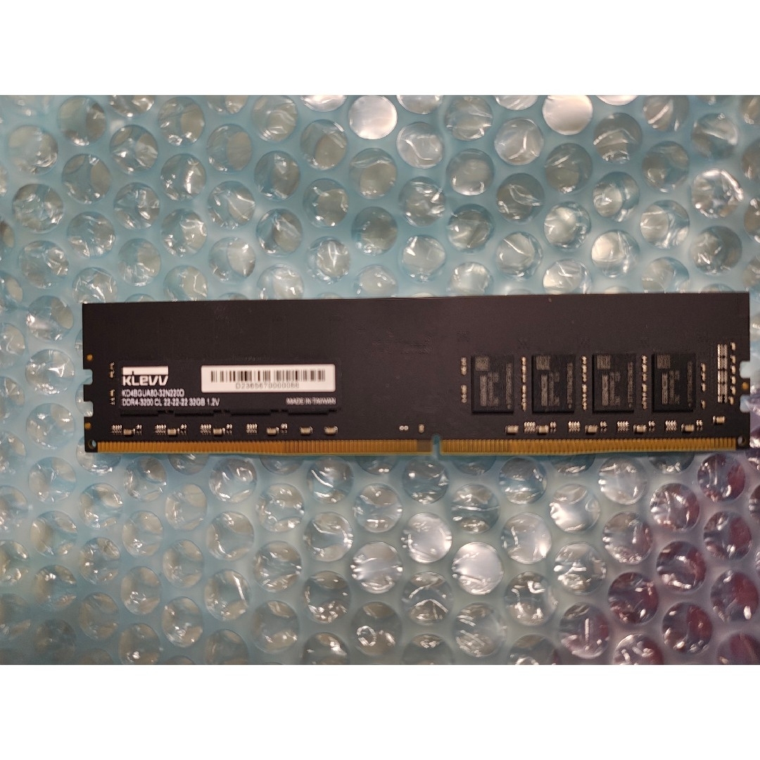 DDR4 3200 32GB ESSENCORE KLEVV製 1枚 中古