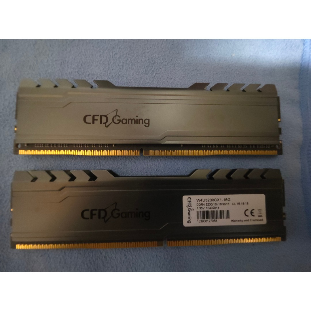 CFD - CFD Gaming DDR4 3200 32GB(16GB×2)の通販 by さくっち's shop