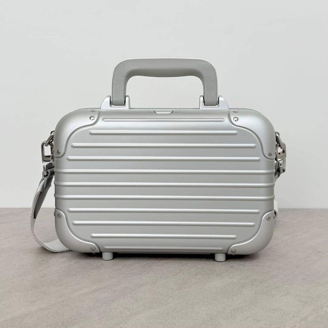 RIMOWA - 〈数回使用〉RIMOWA ORIGINAL クロスボディ19 シルバーの通販