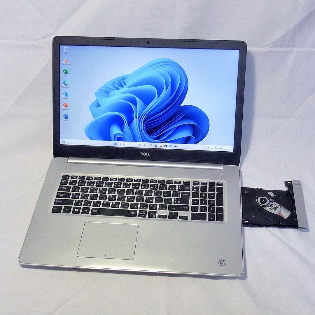 年末年始も発送OK】17型デルノートパソコン／第10世代／SSD／オフィス付き