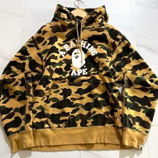 A BATHING APE - undefeated bape シャークパーカー Lサイズの通販 by