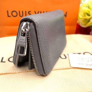 LOUIS VUITTON - 【超希少】ヴィトン モノグラム 馬蹄型コインケース