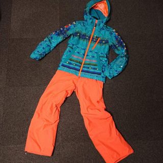 DESCENTE（スキー）のフリマアイテム一覧