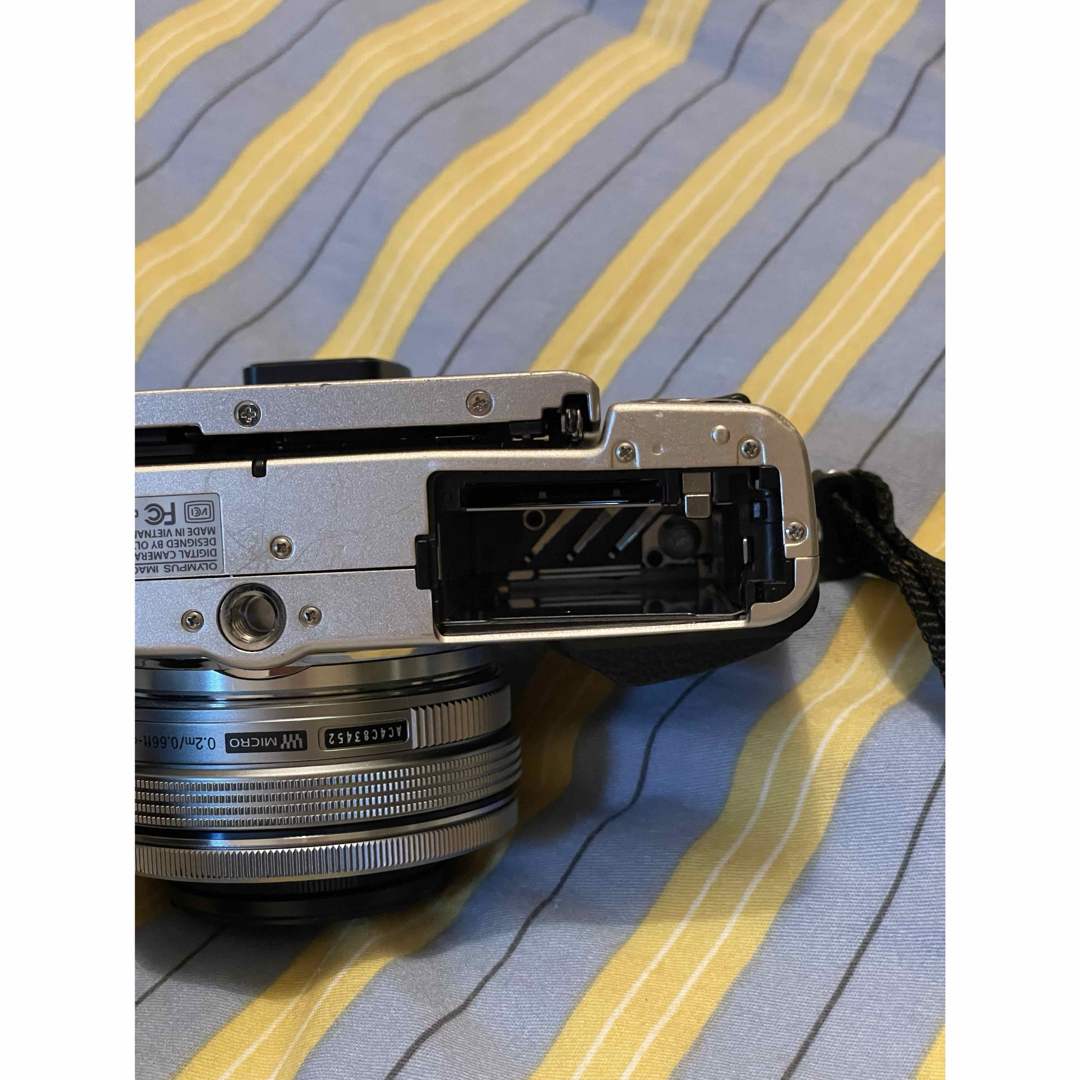 OLYMPUS - OLYMPUS PEN Lite E-PL7 純正レンズ2種・フラッシュ付の通販