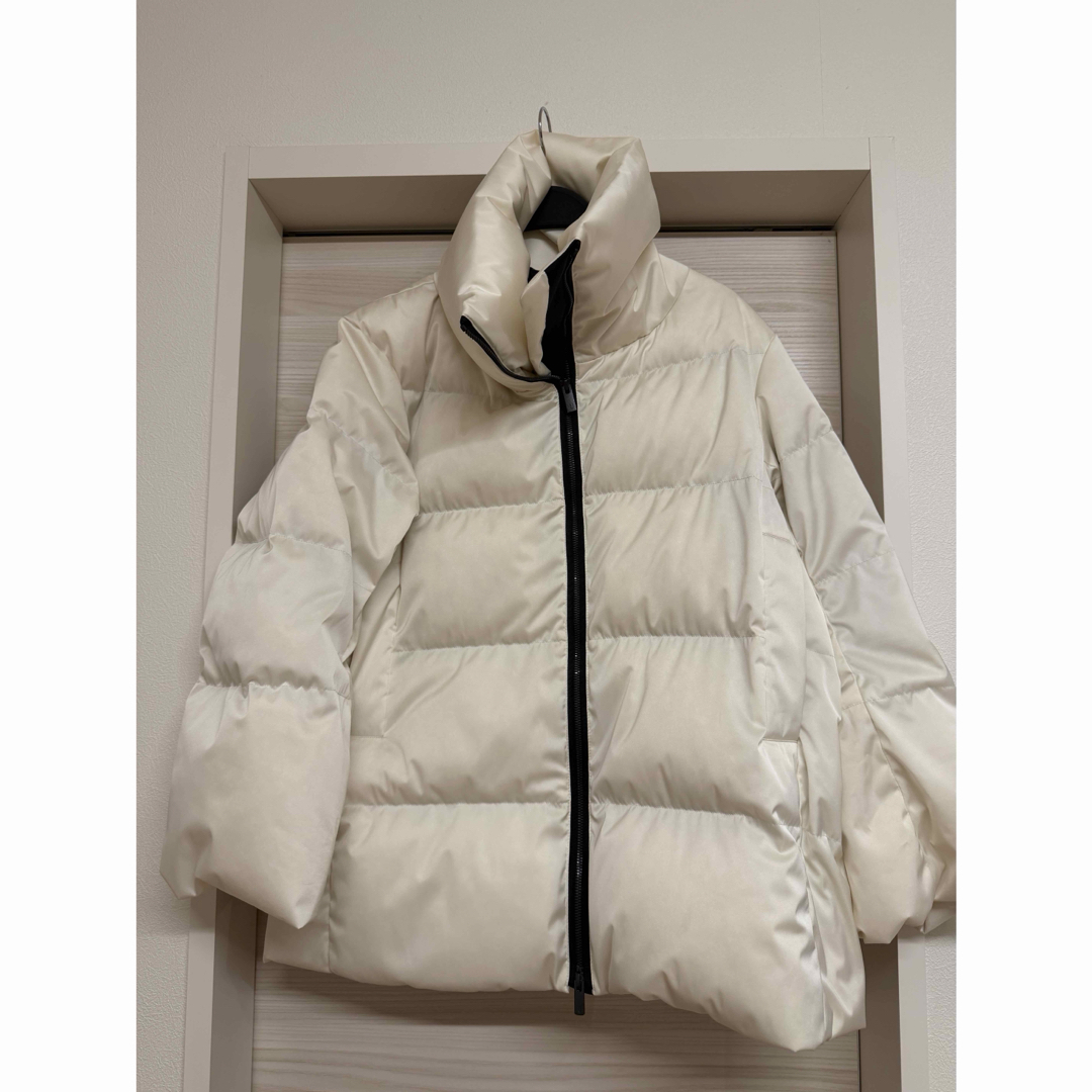 UNIQLO - UNIQLO +j 復刻版 ダウンボリュームジャケット オフホワイト