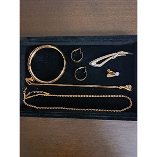 遺品整理 アクセサリーのフリマアイテム一覧