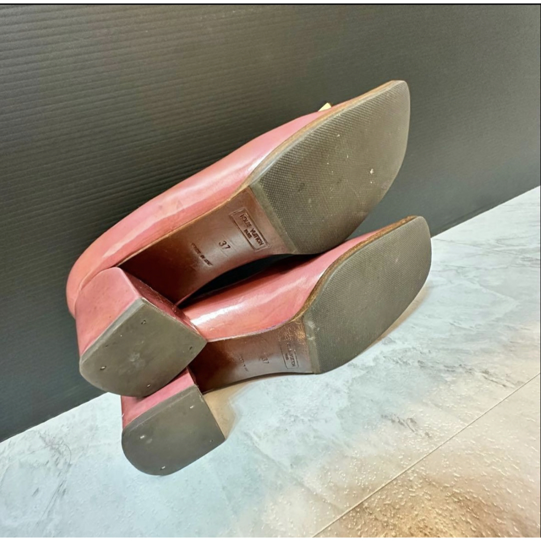 LOUIS VUITTON - Louis Vuitton ピンク スクエアトゥ パンプス
