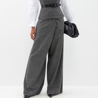 Max Mara（スーツ）のフリマアイテム一覧