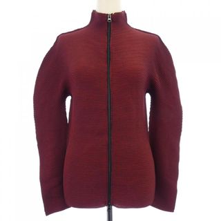 ISSEY MIYAKE（レッド/赤色系）のフリマアイテム一覧