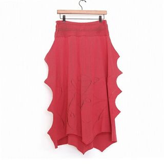 ISSEY MIYAKE（レッド/赤色系）のフリマアイテム一覧