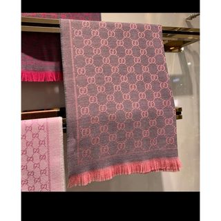 GUCCI（ストール/パシュミナ）のフリマアイテム一覧