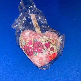 BABY,THE STARS SHINE BRIGHT - 【新品タグ付きBABY ハートエプロン