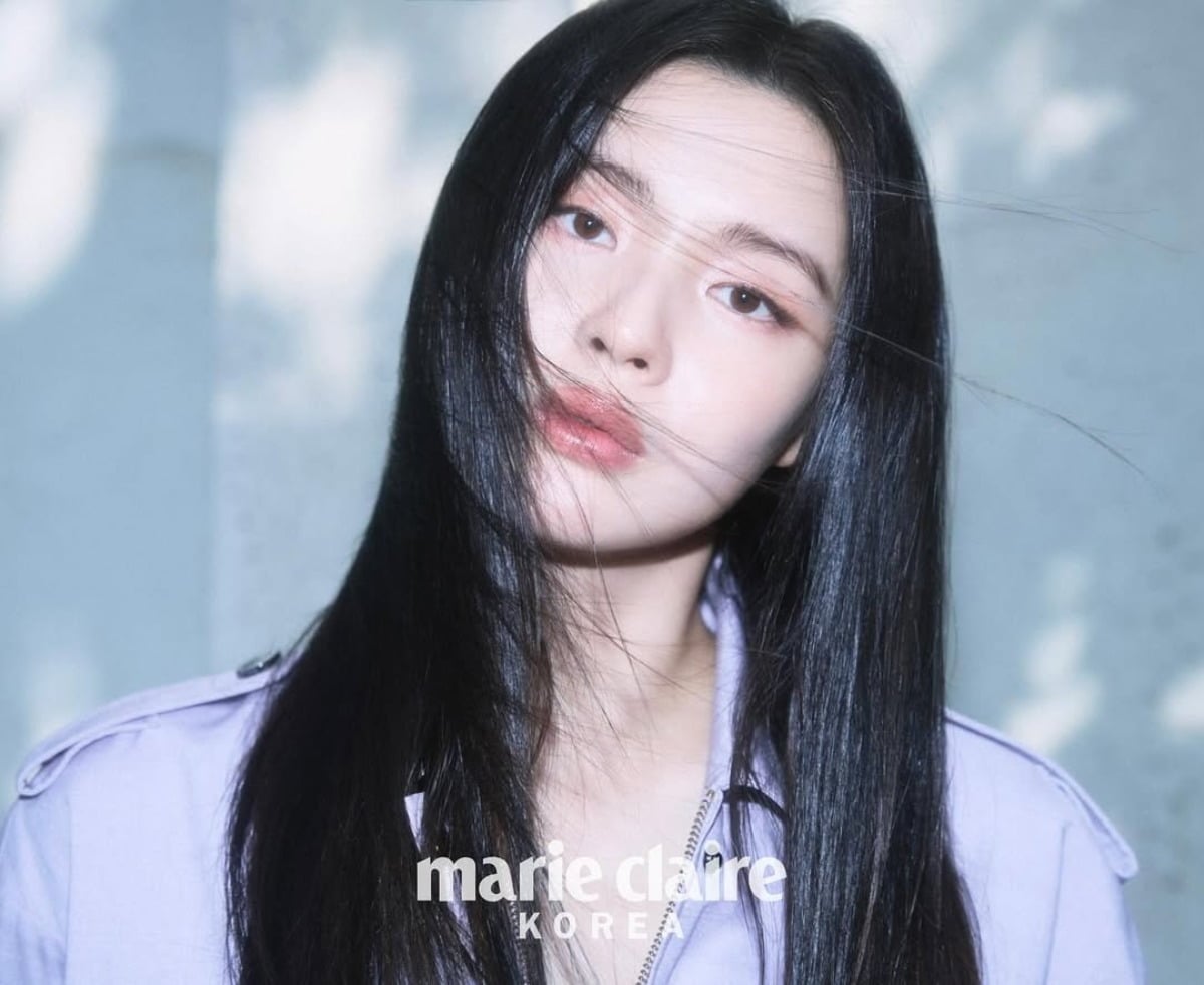 イ・ソンビン、魅惑的な美貌でファンを魅了