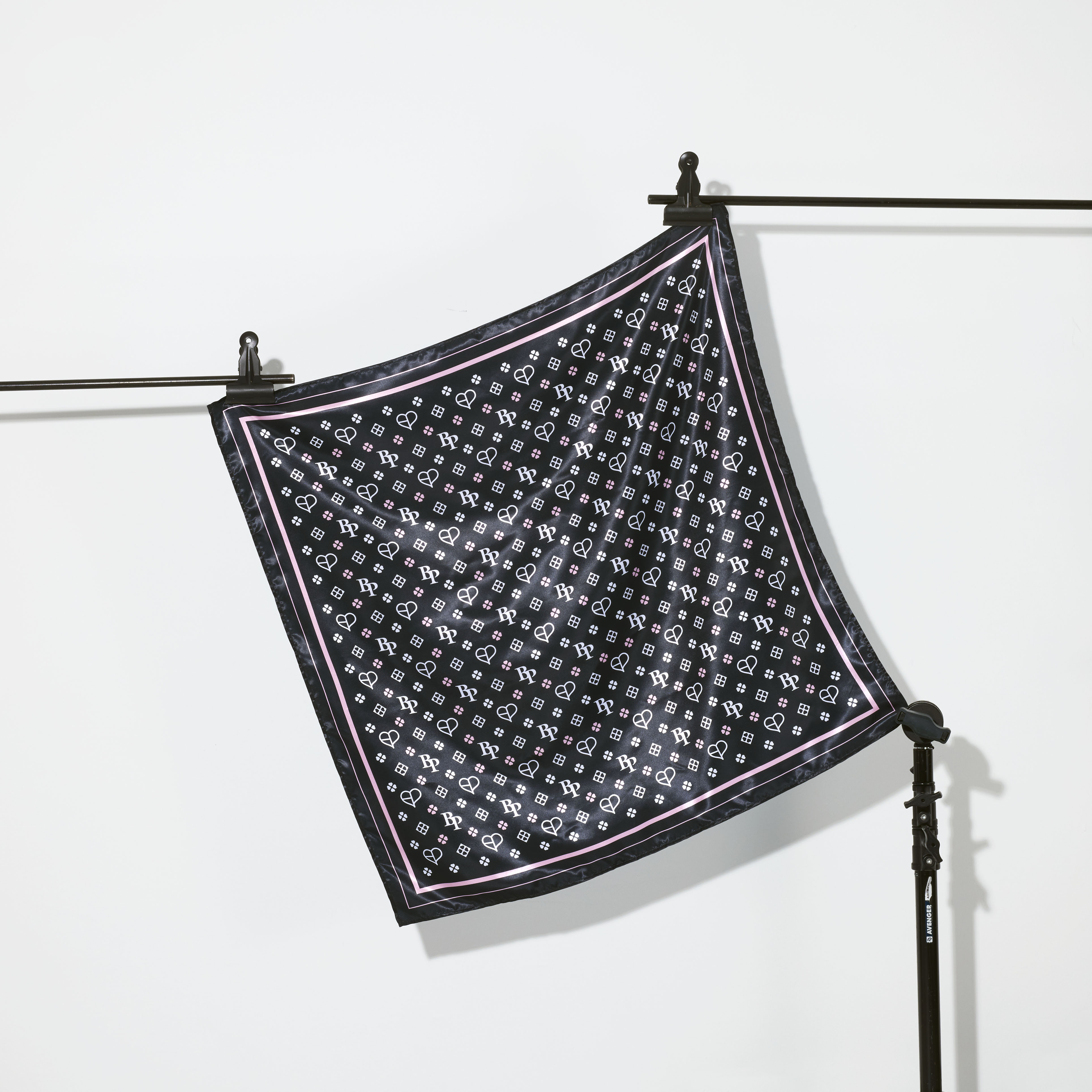 スカーフ -MONOGRAM-（BLACK）