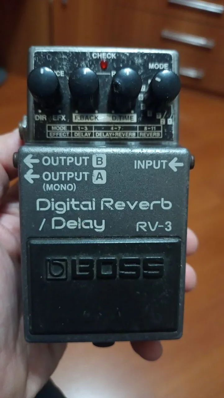 BOSS RV-3 Digital Reverb/Delay RARIDADE - Instrumentos musicais