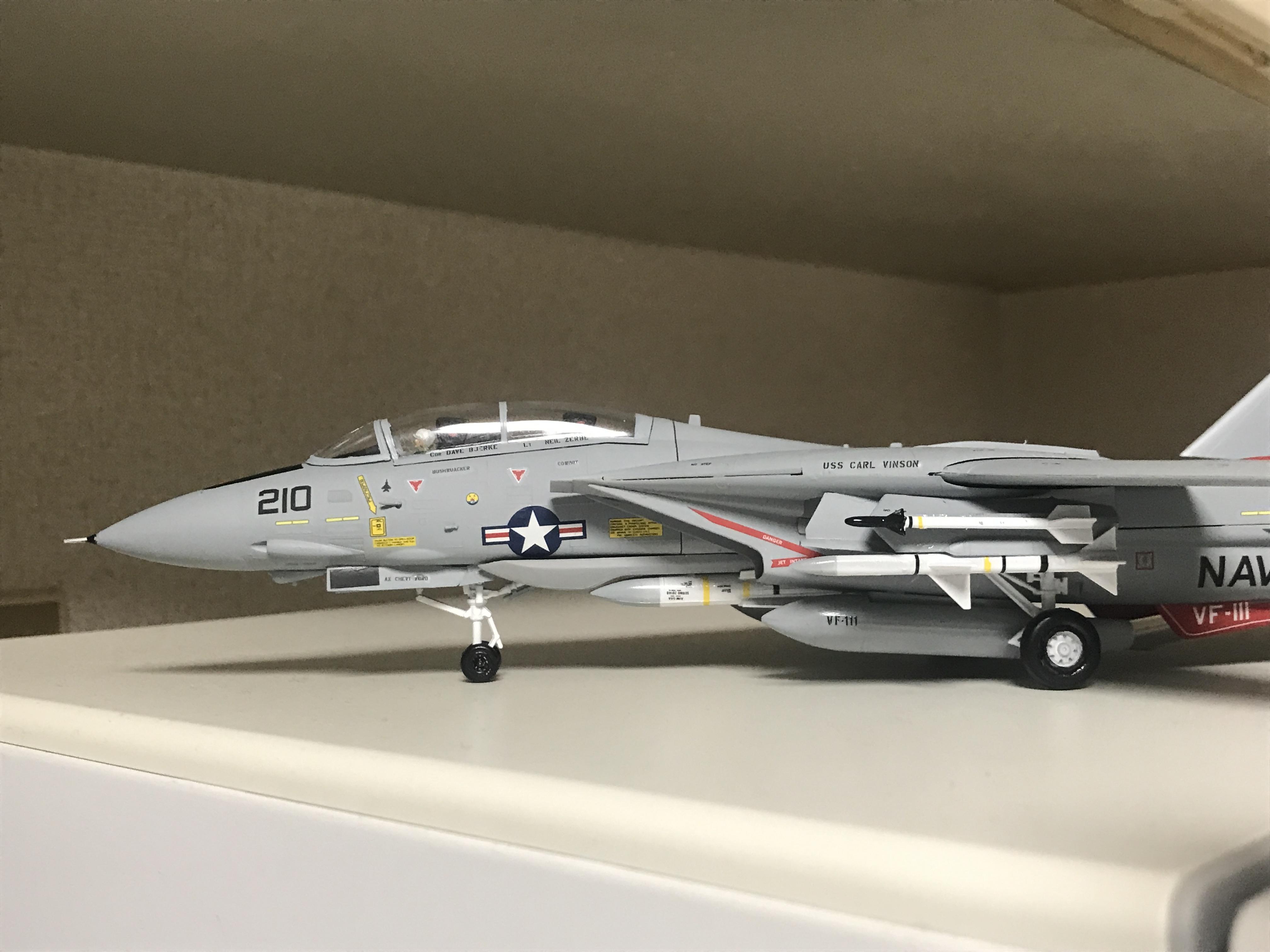 ハセガワ F-14A トムキャット ハイビジ｜飛行機・AERO｜プラモデル