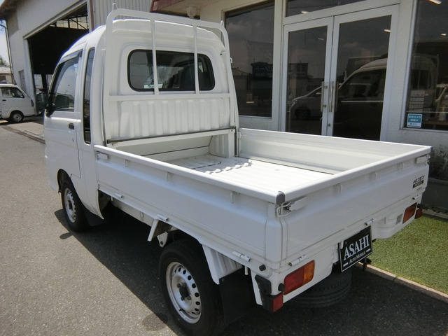 ダイハツ ハイゼットトラック ジャンボ 4WD ○オートマ の中古車詳細