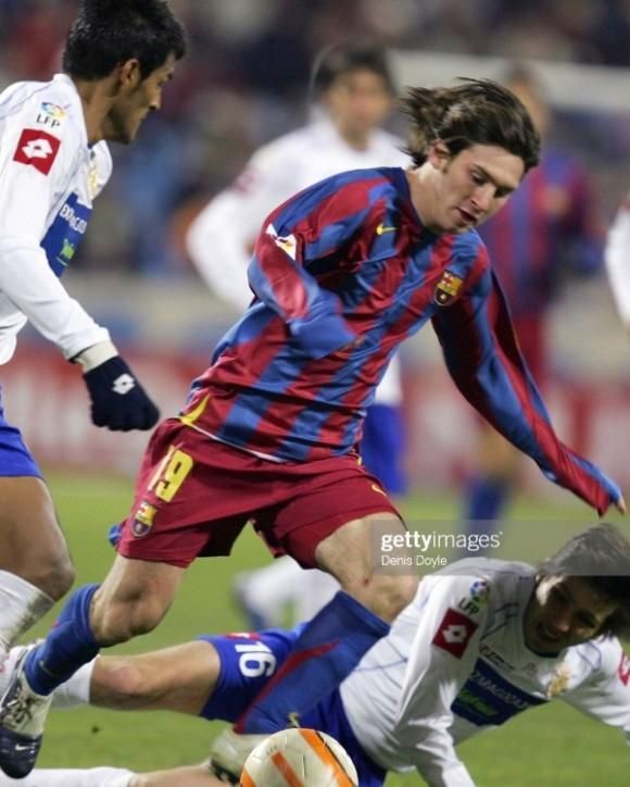 FCバルセロナ（H）05/06 長袖 メッシ＃19 + TV3パッチ付き！