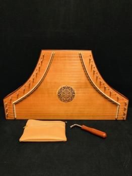 只今商談中）プサルテリー シカモア 24弦モデル 小坂弦楽器工房製 2021