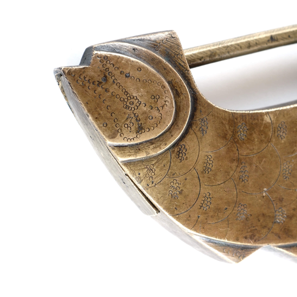 李朝 / 魚型錠前 - organ-online.com