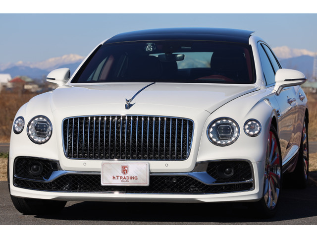 特価 1/18 ベントレー フライングスパーMINICHAMPS ホワイト 希少 特価