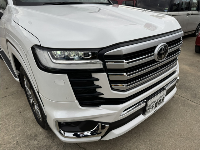 トヨタ ランドクルーザー300 3.5 ZX 4WD プレシャスホワイトパール の