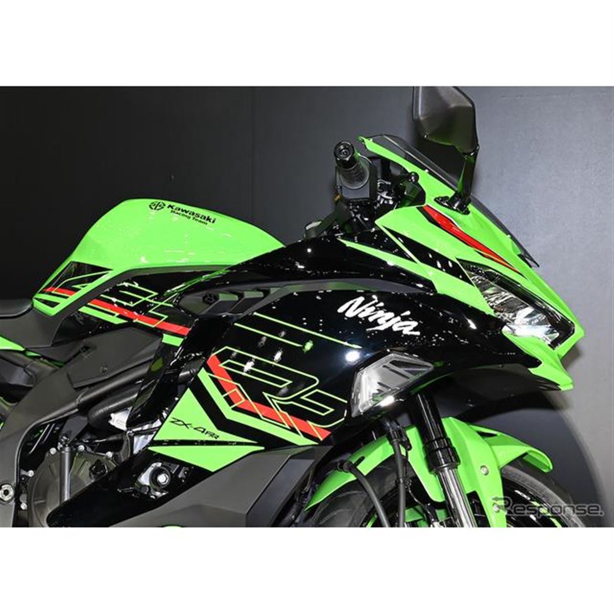 4気筒スーパースポーツの最上位、カワサキ『Ninja ZX-4RR』参考出品で