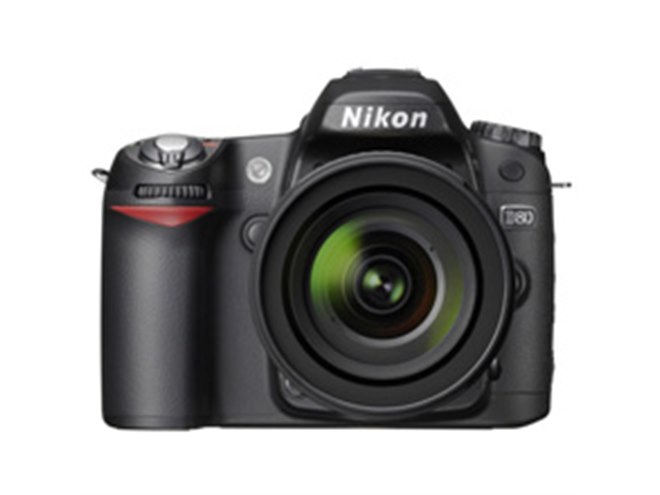 ニコン、D80に手ブレ補正高倍率ズームキット - 価格.com