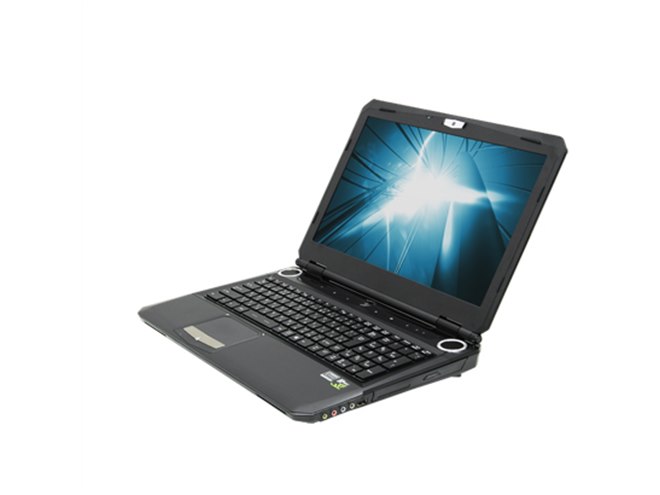 ドスパラ、高性能GPUと「Core i7」を搭載したゲーミングノートPC