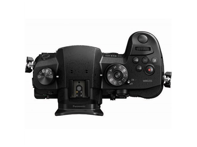 パナソニック、4K/60p動画対応「LUMIX DC-GH5」をCES 2017で発表