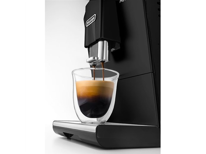 デロンギ、幅19.5cmのスリムな全自動コーヒーマシン「オーテンティカ