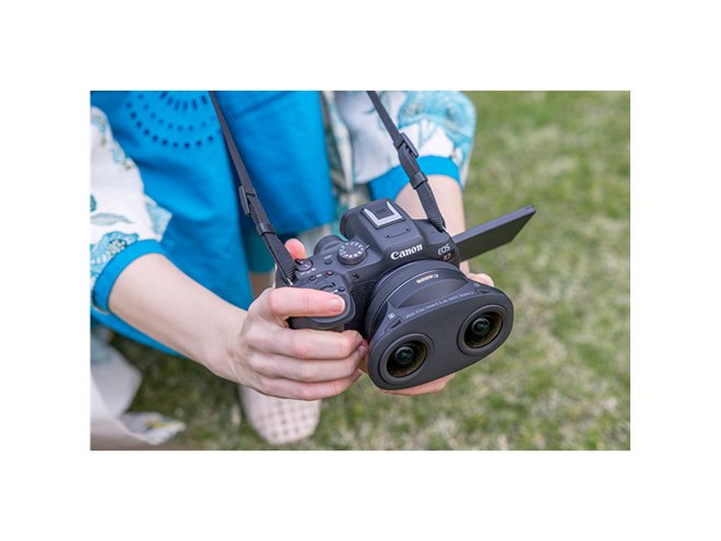 キヤノン、APS-Cカメラ対応の3D VRレンズ「RF-S3.9mm F3.5 STM DUAL