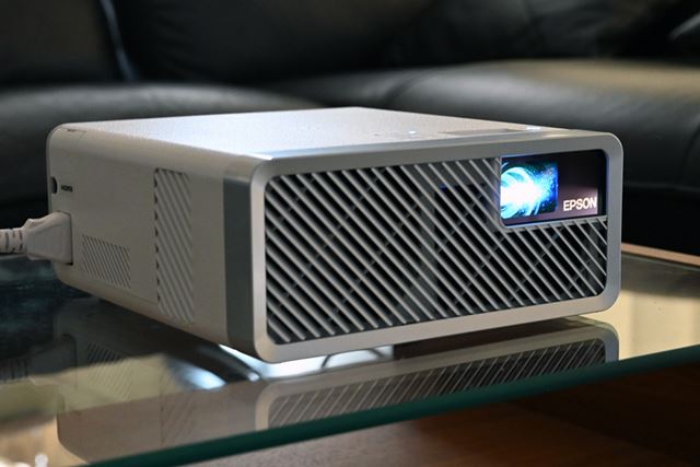 EPSON dreamio EF-100W [ホワイト] 価格比較 - 価格.com