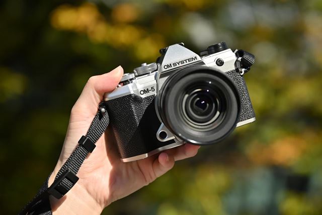 OMデジタルソリューションズ OM SYSTEM OM-5 ボディ 価格比較 - 価格.com