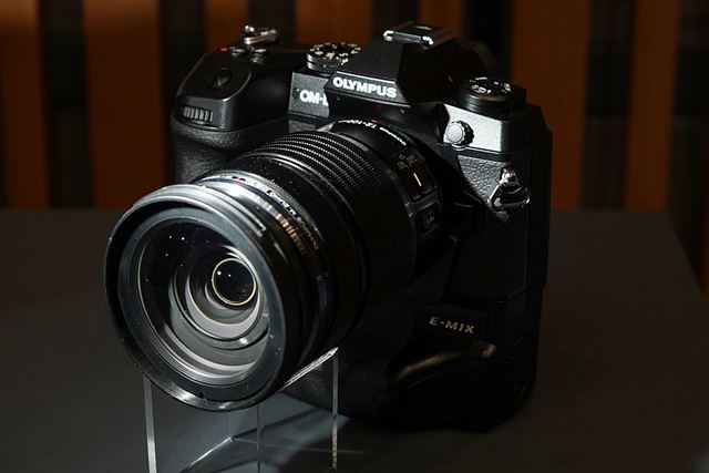 オリンパス OM-D E-M1X ボディ 価格比較 - 価格.com