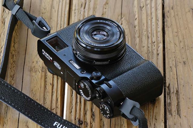 富士フイルム FUJIFILM X100VI 価格比較 - 価格.com