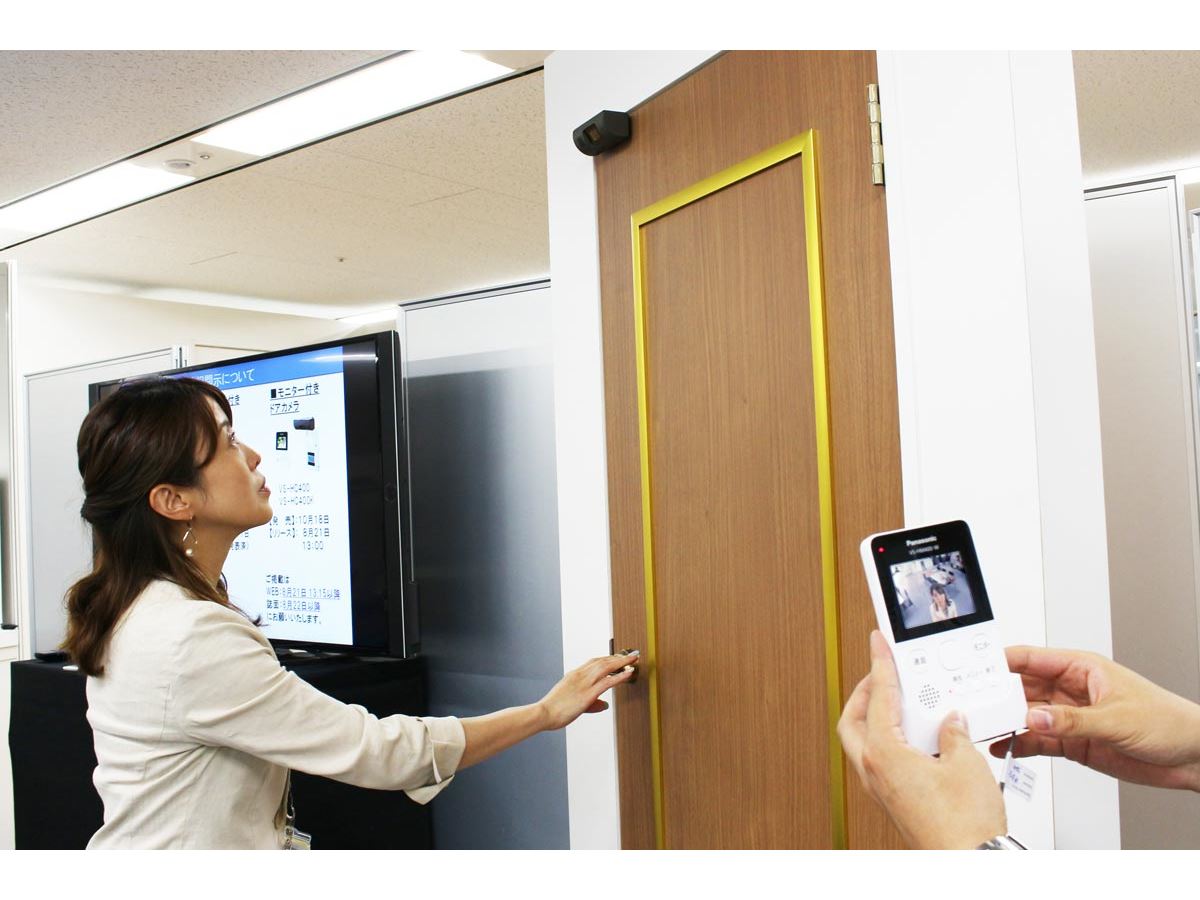 工事・インターネット不要！ ドアホンのように使えるパナソニック