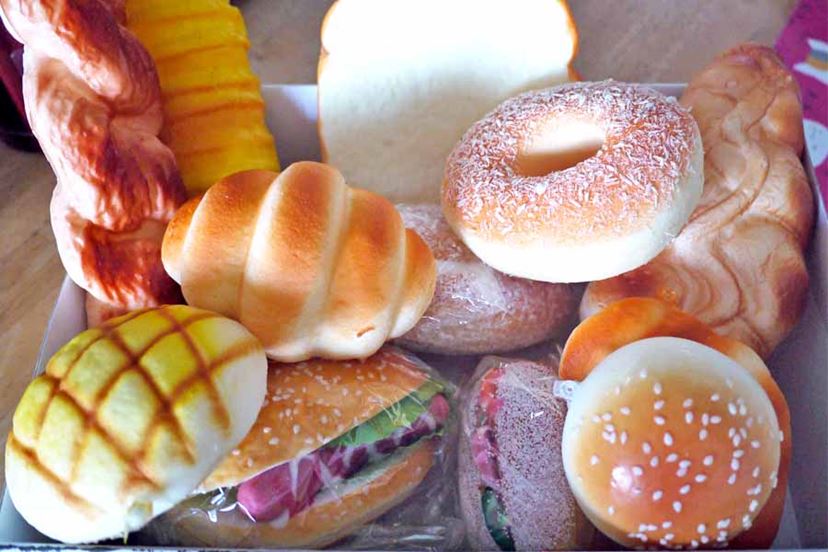 ムギュっとつぶせる食品サンプル“スクイーズ”が今大人気！ - 価格.com