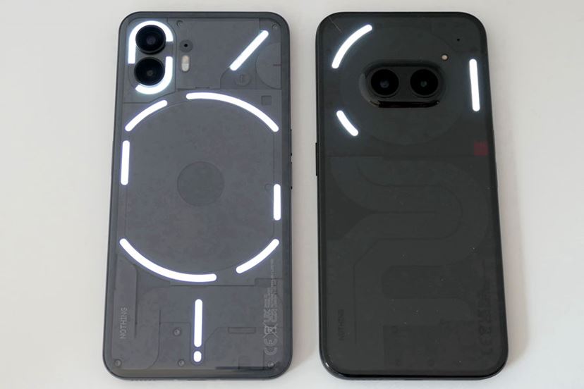 透明スマホ「Nothing Phone（2a）」レビュー！ FeliCa搭載高コスパ機