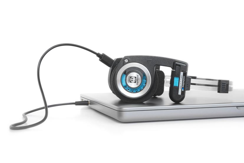 見た目はレトロ、機能は最新！ ワイヤレスヘッドホン注目モデルを