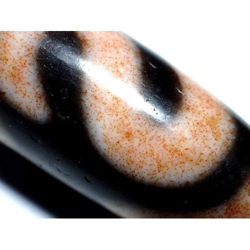 最高級至純馬蹄痕天珠】細工・虎牙金銭鈎天珠☆満点赤朱砂☆約12×38mm