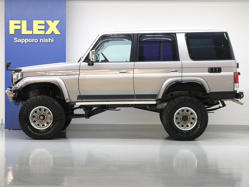 トヨタ ランドクルーザー70 4.2 ZX ディーゼル 4WD(H12年式,21.3万km