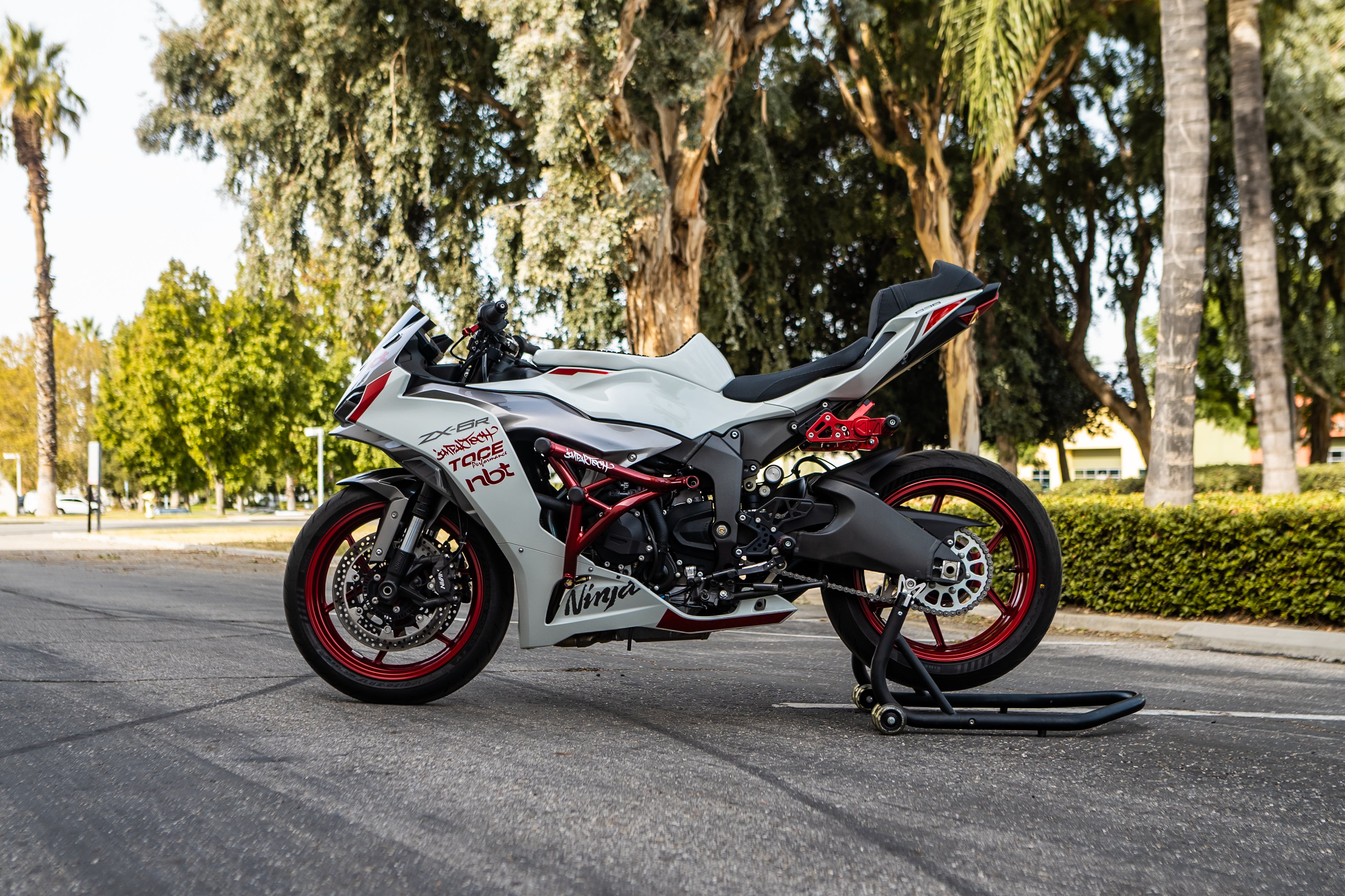 Kawasaki 2013-2023 ZX6R Crash Cage Candy Red