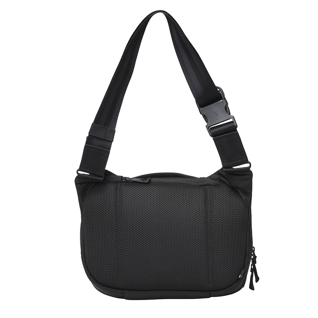 Incase（インケース）公式通販 トラックススリング(Tracks Sling