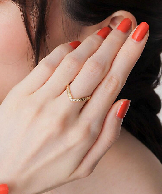 K18ダイヤモンド V字リング（2001877608） | COCOSHNIK