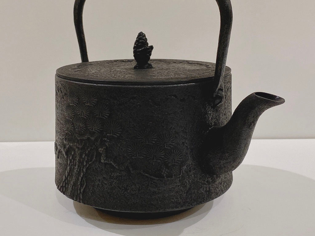 鉄瓶 18型寸同松